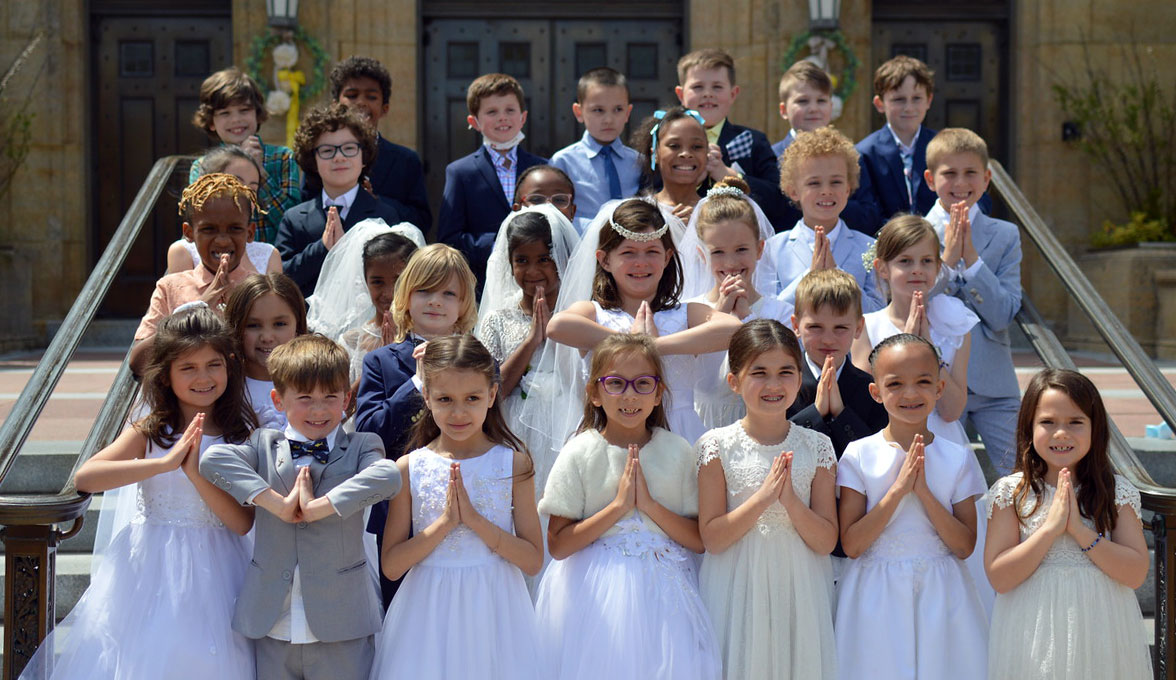 St. Giles School - A Student Community of Believers